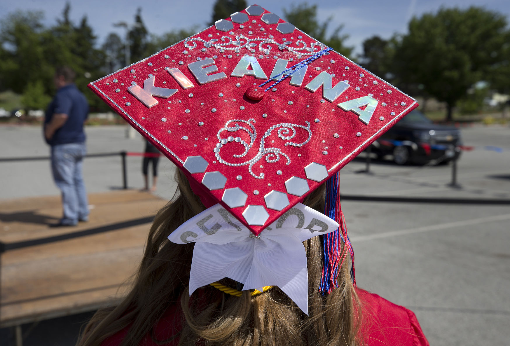 200528-newslocal-eastmontgrads 10.jpg